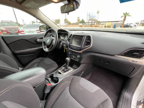 2016 Jeep Cherokee Latitude Altitude