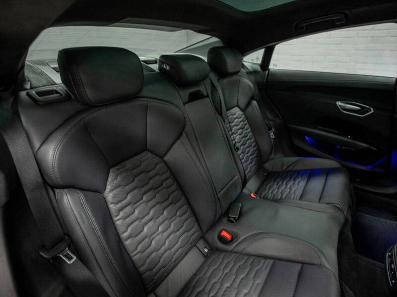 2023 Audi RS e-tron GT quattro