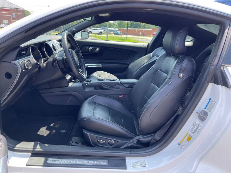 2016 Ford Mustang EcoBoost Premium