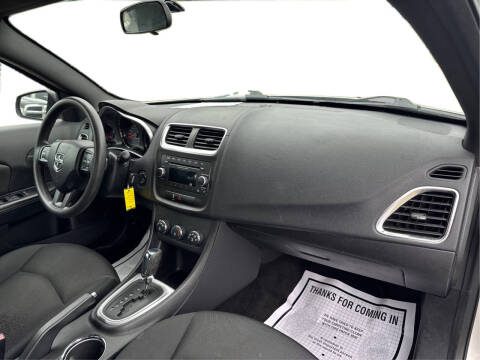 2012 Dodge Avenger SE