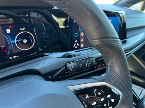 2023 Volkswagen Golf GTI SE