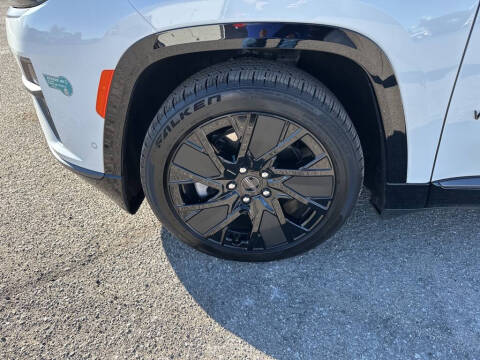 2024 Jeep Wagoneer S Launch Edition