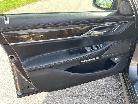 2016 BMW 7 Series 750i