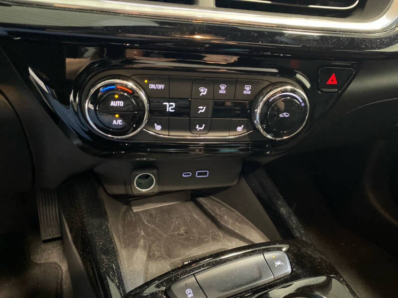 2024 Chevrolet Trax RS