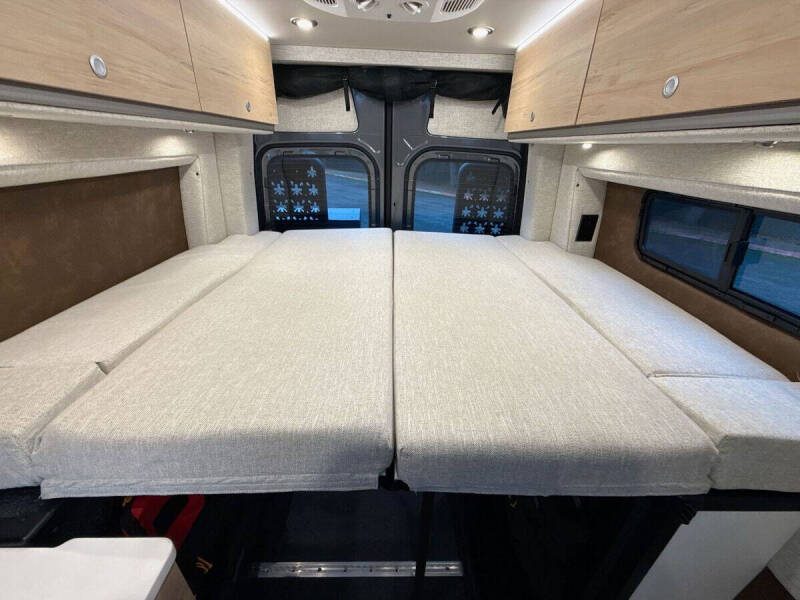 2024 Mercedes-Benz Sprinter