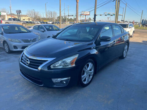 2013 Nissan Altima for sale at Advance Auto Wholesale in Pensacola FL