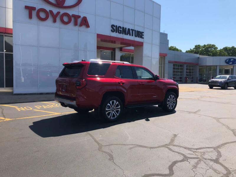 2026 Toyota 4Runner Limited HV