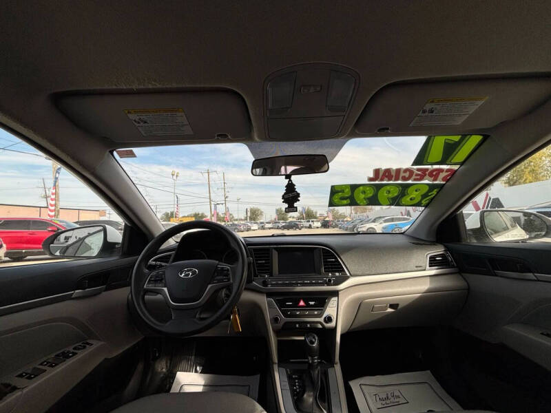 2017 Hyundai Elantra