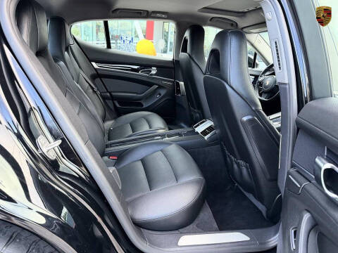 2014 Porsche Panamera