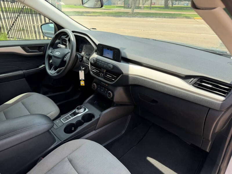 2022 Ford Escape S