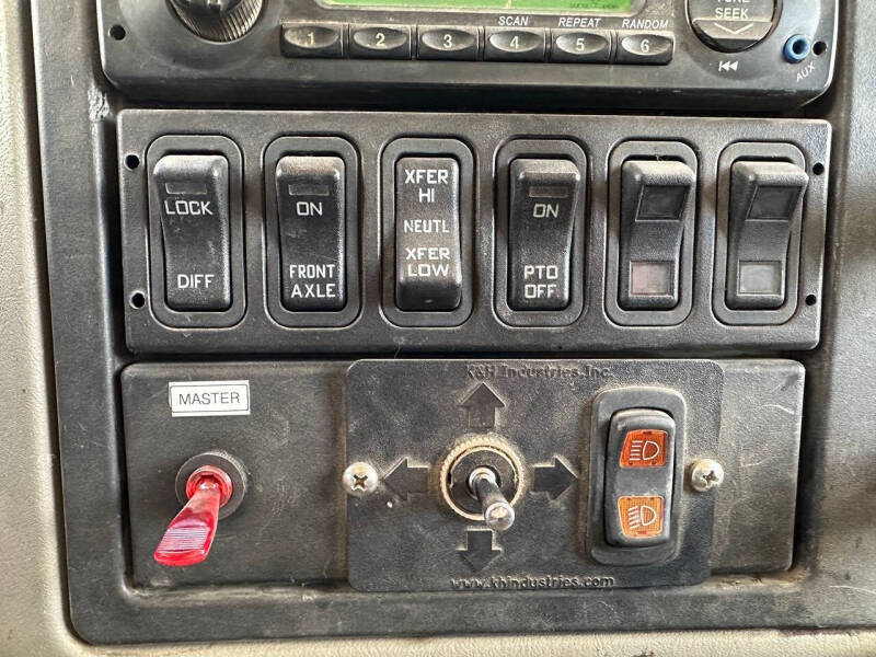 2011 International WorkStar 7400