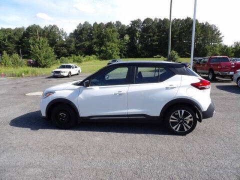 2019 Nissan Kicks SR