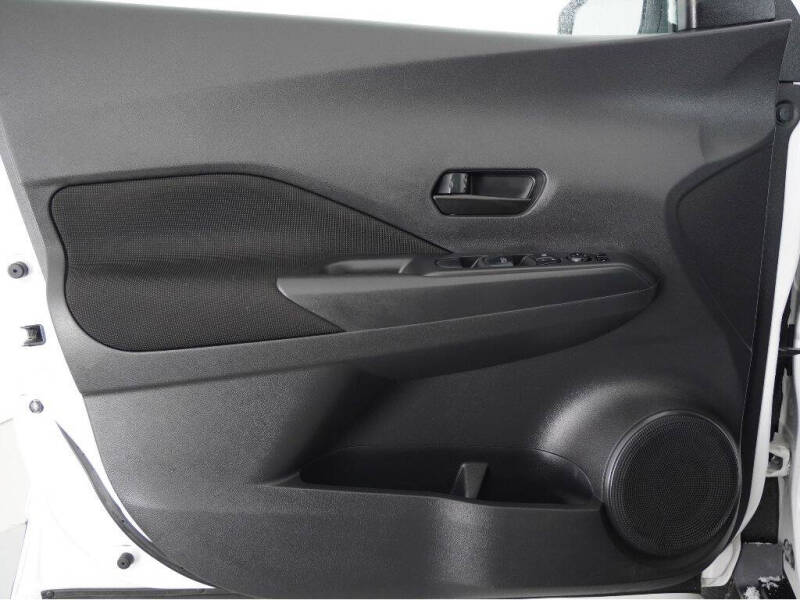 2022 Nissan Kicks S
