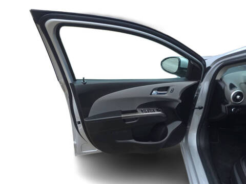 2018 Chevrolet Sonic Premier Auto