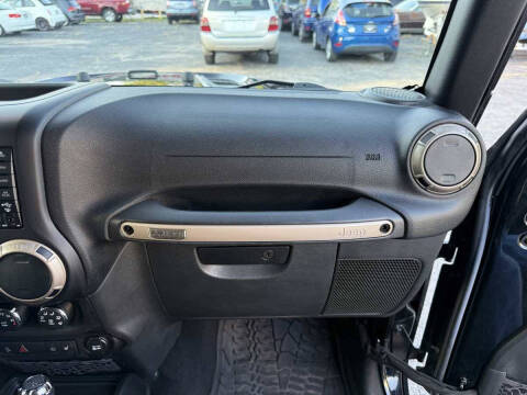 2017 Jeep Wrangler Unlimited 75th Anniversary Edition