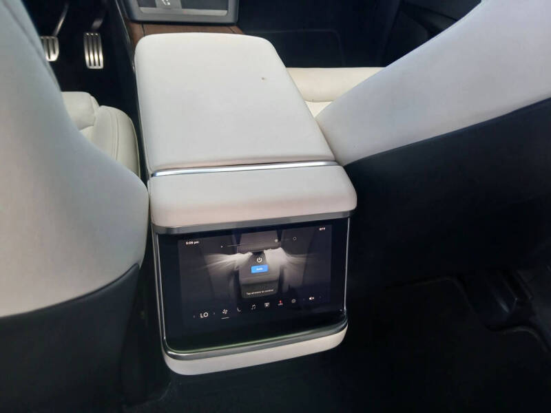 2022 Tesla Model X