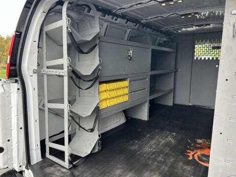 2023 GMC Savana 2500