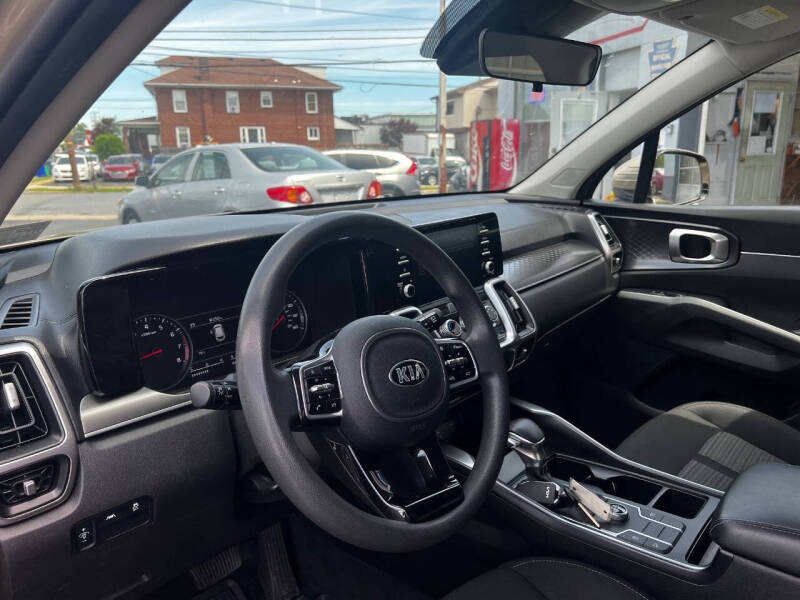 2021 Kia Sorento LX