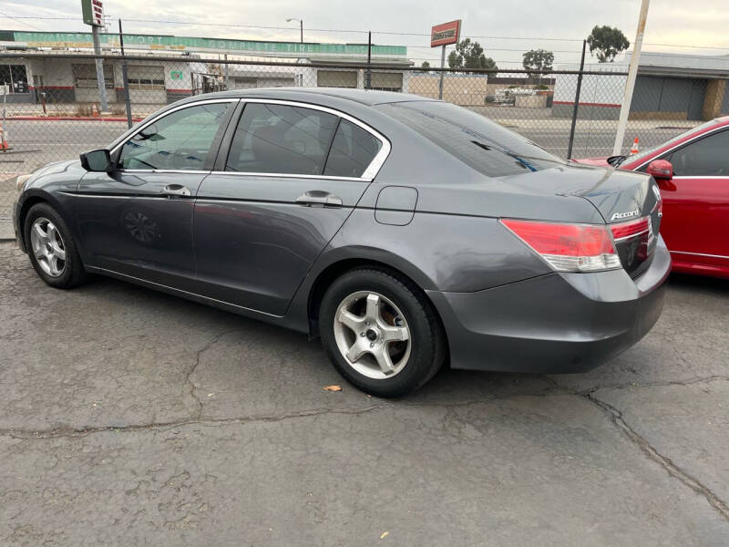 2012 Honda Accord LX photo 8