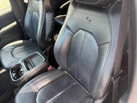 2020 Chrysler Pacifica Hybrid Touring L