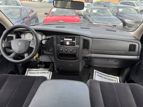 2005 Dodge Ram 1500 SLT