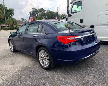 2011 Chrysler 200 Limited