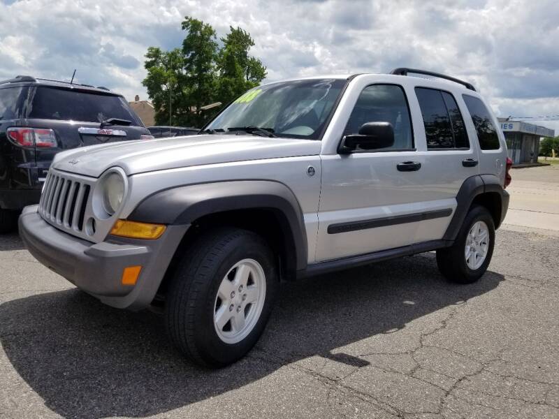 2007 Jeep Liberty for sale at DALE'S AUTO INC in Mount Clemens MI