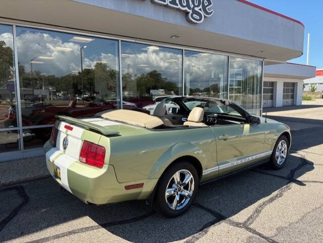2005 Ford Mustang V6 Premium