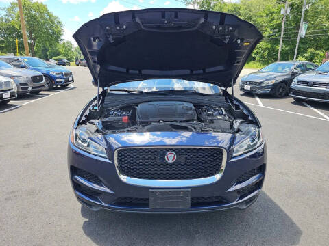 2019 Jaguar F-PACE 30t Premium