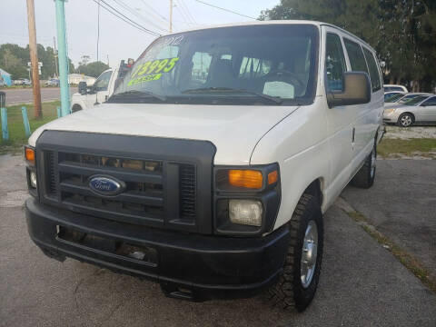 2012 Ford E-Series Wagon for sale at Autos by Tom in Largo FL