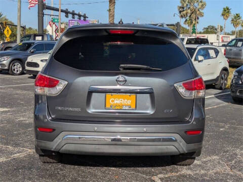 2013 Nissan Pathfinder SV