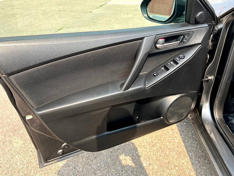 2013 Mazda MAZDA3 i Touring