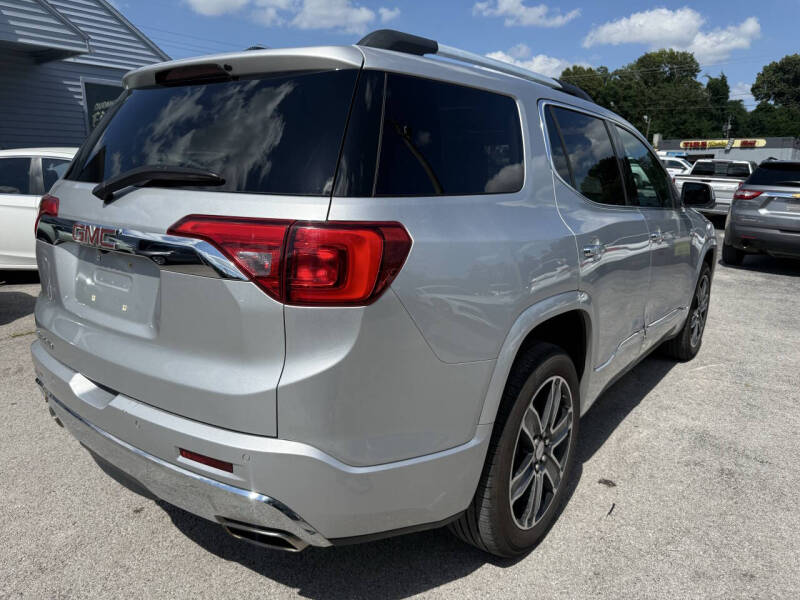 2017 GMC Acadia Denali
