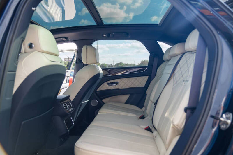 2021 Bentley Bentayga V8