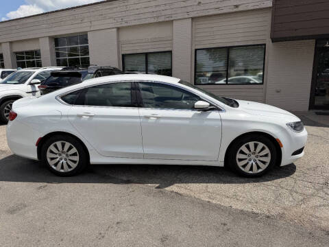2016 Chrysler 200 LX