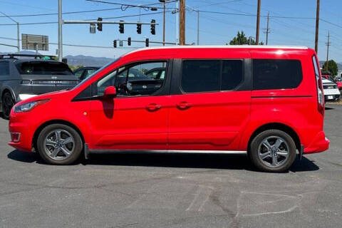 2022 Ford Transit Connect Titanium