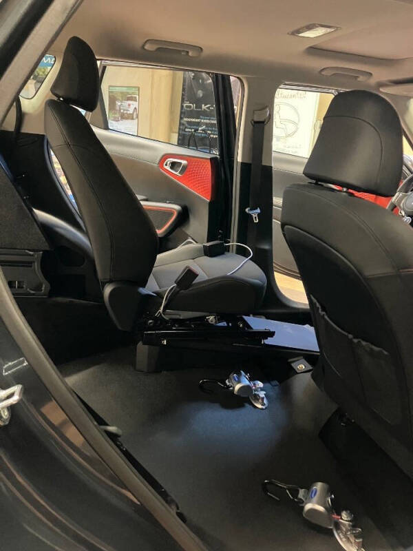 2025 Kia Soul GT-Line