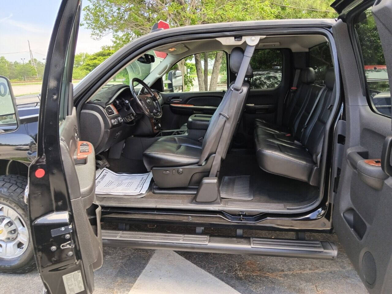 2008 Chevrolet Silverado Pickup - $13,950