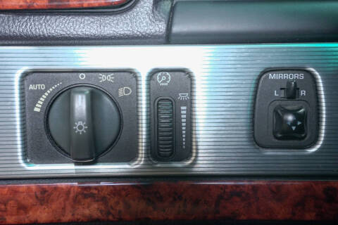 2004 Ford Thunderbird Deluxe