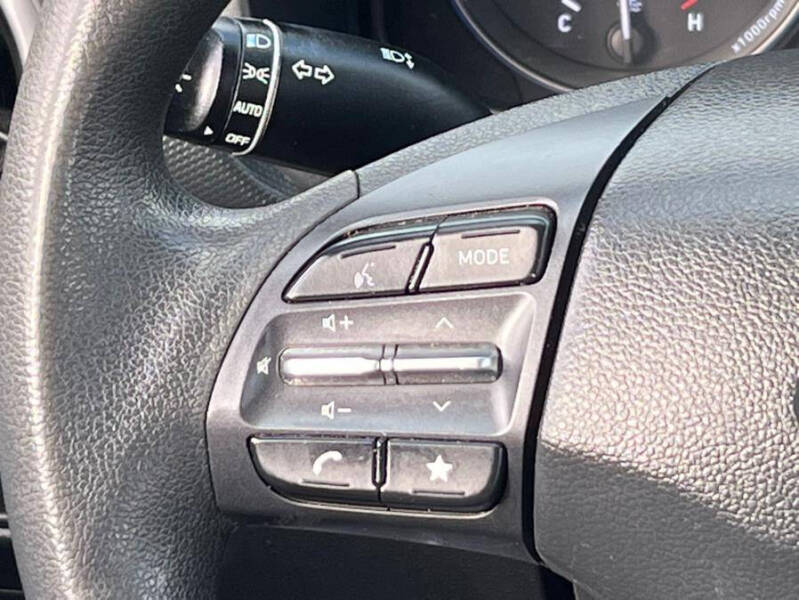 2022 Hyundai Kona SE