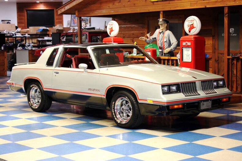 1984 Oldsmobile Cutlass Calais Hurst
