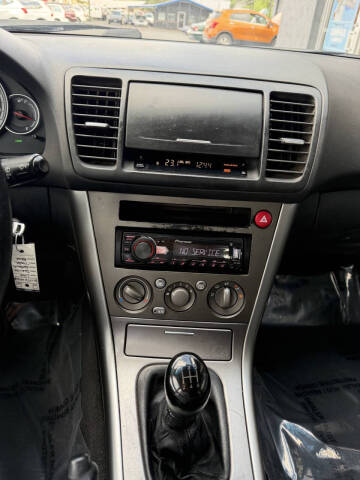 2005 Subaru Outback 2.5i