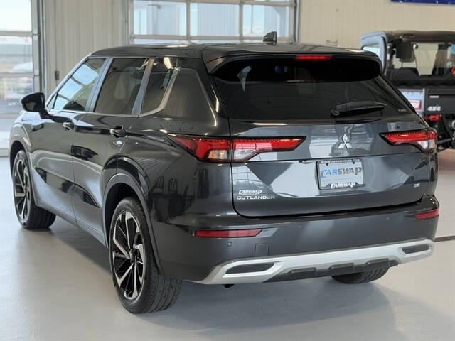 2024 Mitsubishi Outlander SE