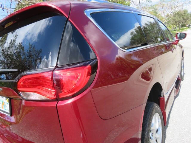 2020 Chrysler Pacifica Touring L Plus