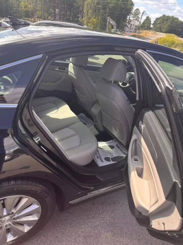 2017 Hyundai Sonata Hybrid SE