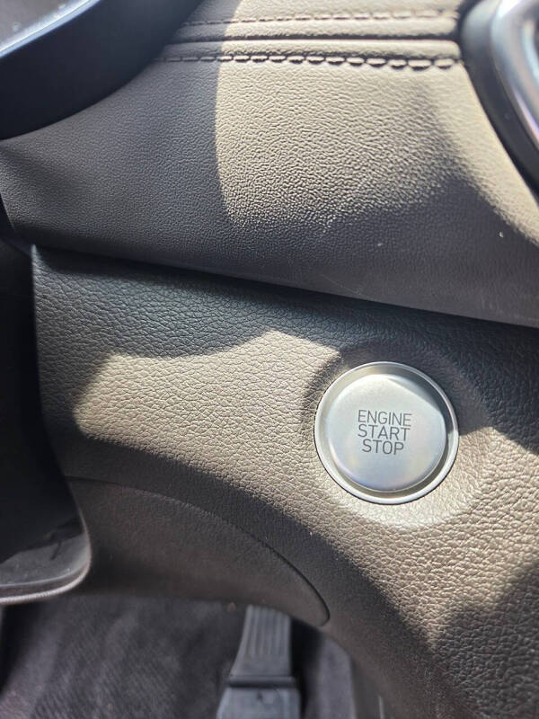 2019 Hyundai Santa Fe SEL 2.4L