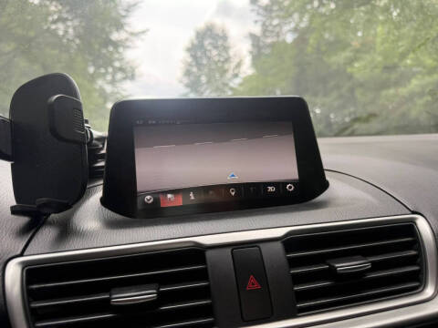 2018 Mazda MAZDA3 Sport