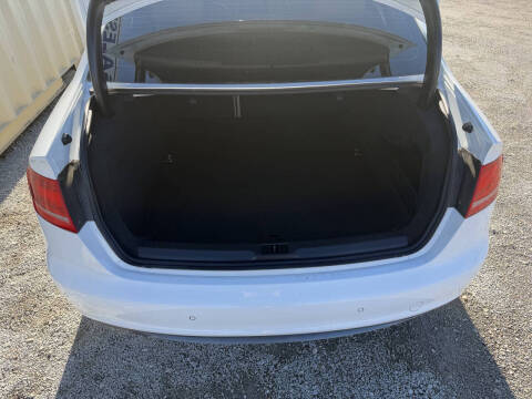 2012 Audi A4 2.0T quattro Prestige