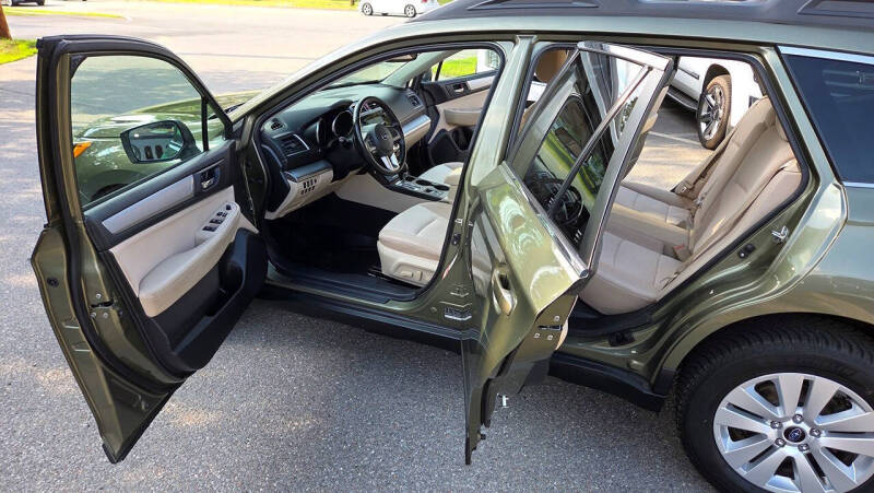 2016 Subaru Outback 2.5i Premium