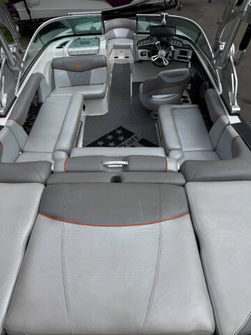 2014 MasterCraft X10